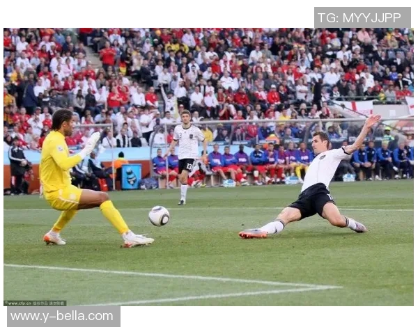 九八年世界杯上哪个足球明星成就辉煌引发全球关注与热议 九八年世界杯上哪个足球明星成就辉煌引发全球关注与热议