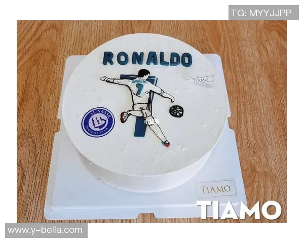 足球明星款生日蛋糕的创意设计与制作技巧分享