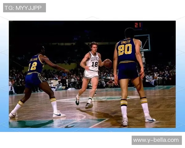 篮球球明星的辉煌历程与传奇瞬间探索他们如何改变了这项运动的未来